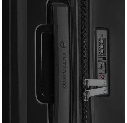 Чемодан Victorinox AIROX/Black Средний Vt612506 Vt612506 фото