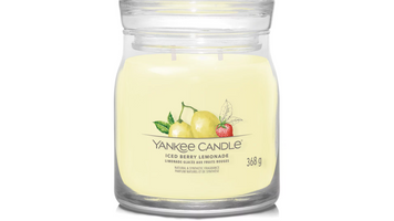Ароматическая свеча Yankee Candle Iced Berry Lemonade Medium 1630017E фото